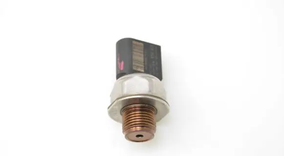 Volkswagen Golf VII Fuel pressure sensor 04L906054