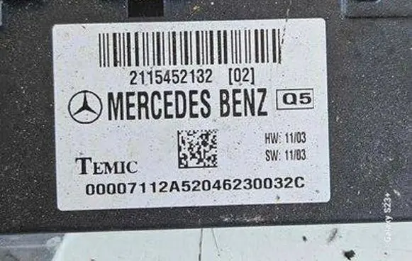 Mercedes-Benz E W212 Comfort/convenience module 2115452132