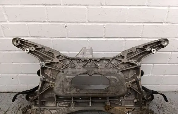 Jaguar E-Pace Front subframe K8D25C145