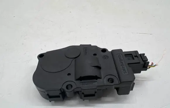 Mini Clubman F54 Air flap motor/actuator EFB492 14102015