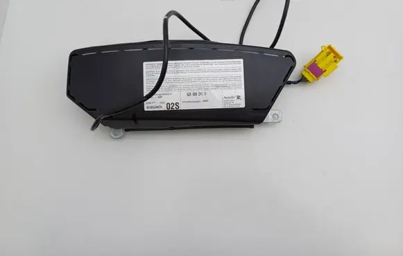 Volkswagen Polo IV 9N3 Seat airbag 6Q0880241A