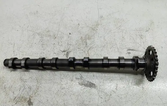 Mercedes-Benz Sprinter W906 Camshaft A6510500200 A6510520000