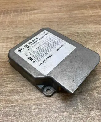 Volkswagen PASSAT B5.5 Airbag control unit/module 1C0909605B 5WK43124