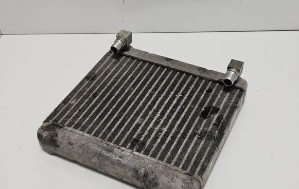 BMW 5 GT F07 Engine oil radiator 7570103 M9056003 270812