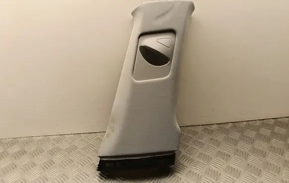 Tesla Model Y Juniper (B) pillar trim (top) 193548260E