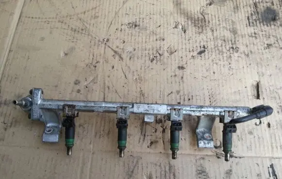 Ford Fiesta Fuel main line pipe 4M56-9H487-9D280