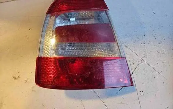 Skoda Superb B5 (3U) Rear/tail lights 3u5945111 3U5945095A
