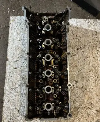 BMW 3 E36 Engine head 