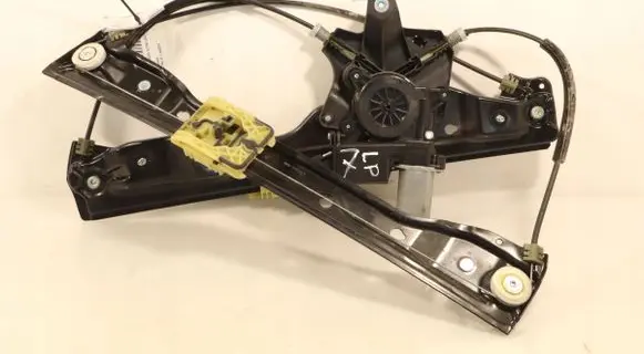 Opel Astra K Front window lifting mechanism without motor C46106100