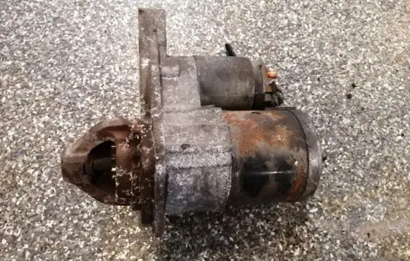 Nissan Note (E11) Starter motor