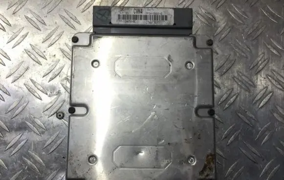Mazda 626 Engine control unit/module f7ff12a650be cvn4