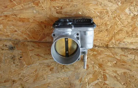 Lexus RX 450H Throttle valve 2203031030