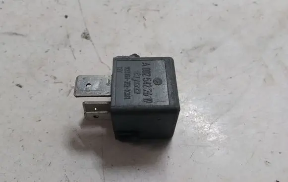 Mercedes-Benz ML W163 Other relay A0025422619