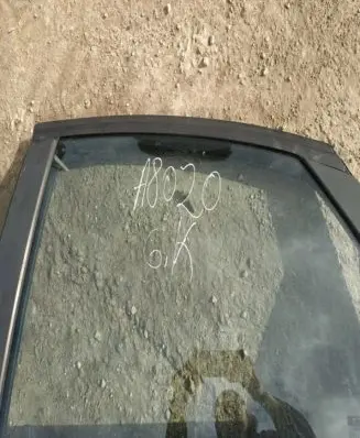 Opel Vectra C Rear door window glass 