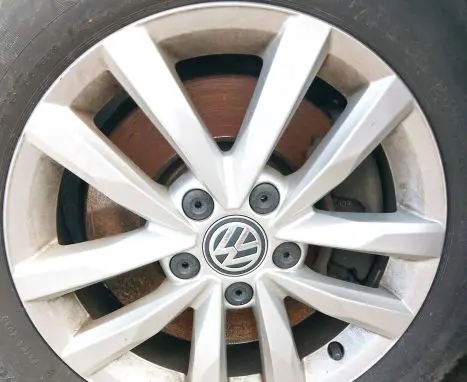 Volkswagen Touran III R16 alloy rim 
