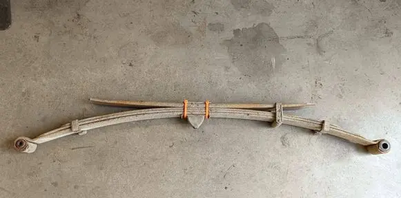 Nissan Navara D40 Rear leaf spring 