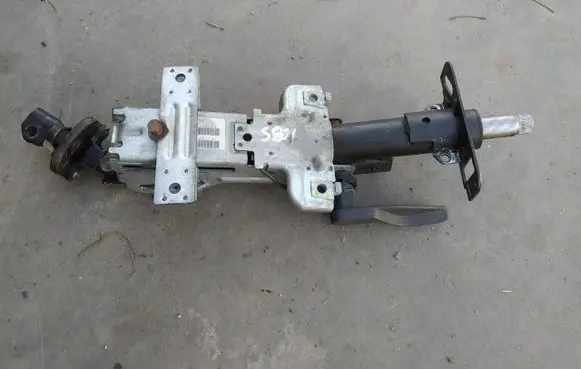 Volvo S60 Steering wheel axle