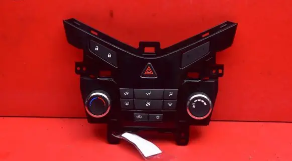 Chevrolet Cruze Climate control unit 3839278