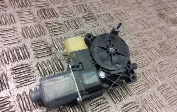BMW X2 F39 Rear door window regulator with motor 7413051