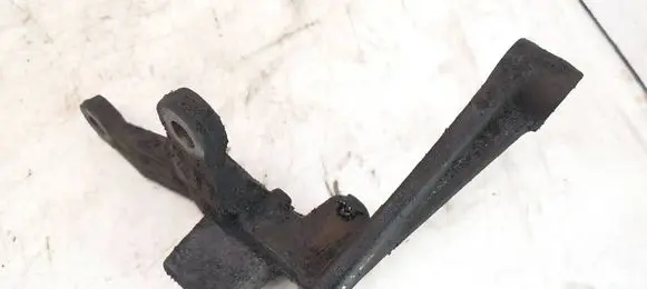 Peugeot 307 Gearbox mounting bracket 