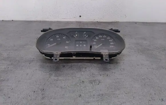 Speedometer (instrument cluster)
