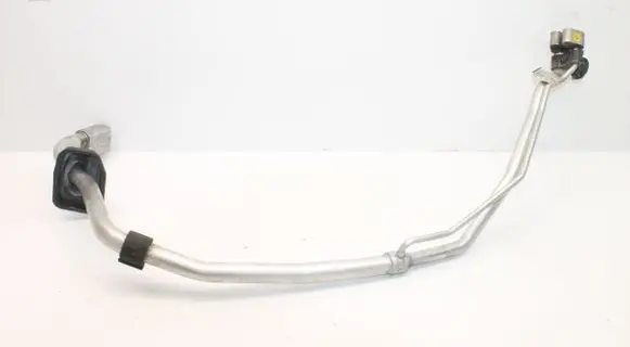 Audi A4 S4 B9 8W Air conditioning (A/C) pipe/hose 8W0816738