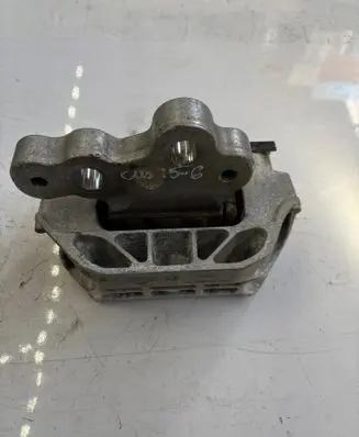 Ford Transit Custom Gearbox mount GK217M124CB