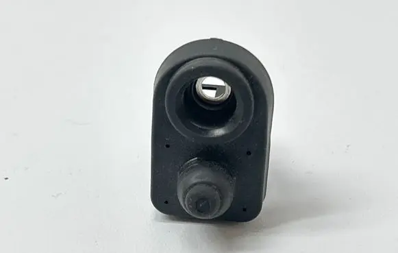Nissan Pulsar Front door sensor 621A