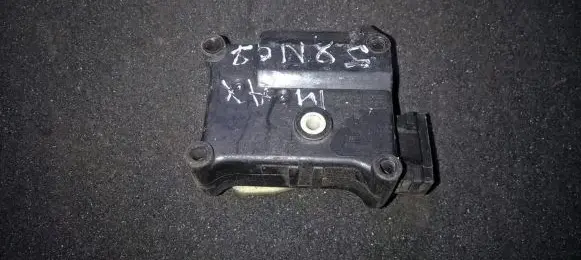Nissan Maxima Air flap motor/actuator 7400034820 74000-34820