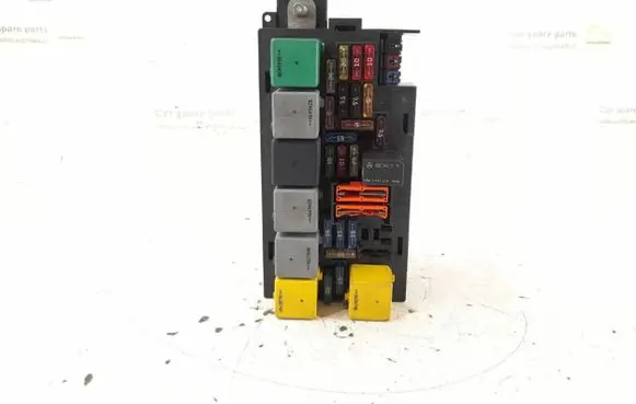 Mercedes-Benz ML W164 Fuse box set 1645400072 1645400672