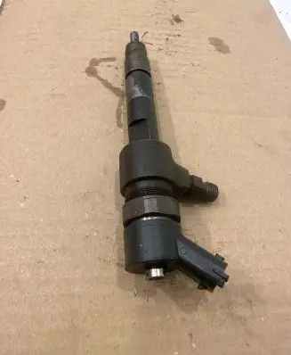 Opel Zafira B Fuel injector 0445110165