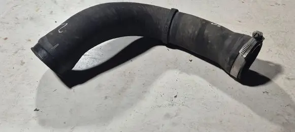 Audi TT Mk1 Intercooler hose/pipe 8L9145708A