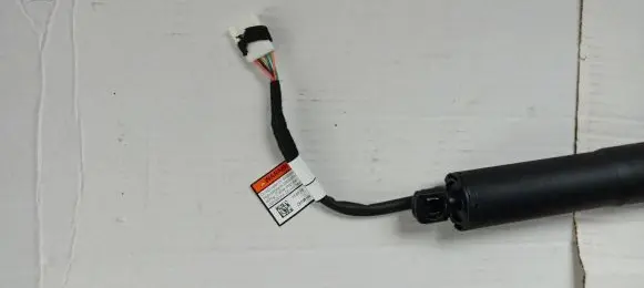 BMW 3 G20 G21 Tailgate strut 7453413