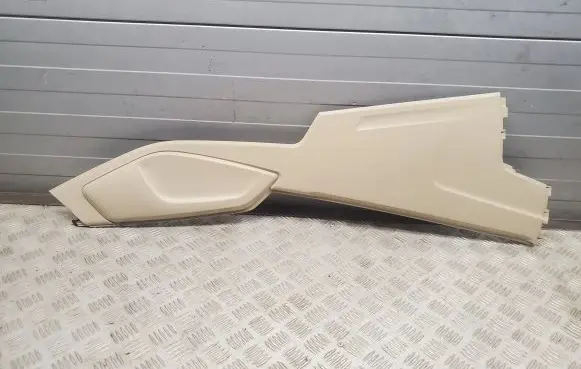 Audi Q7 4M Other center console (tunnel) element 4M0863306A