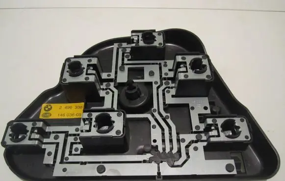 BMW 5 E39 Tail light bulb cover holder 2496338