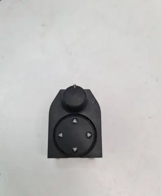 Audi A4 S4 B5 8D Wing mirror switch 8D0959565