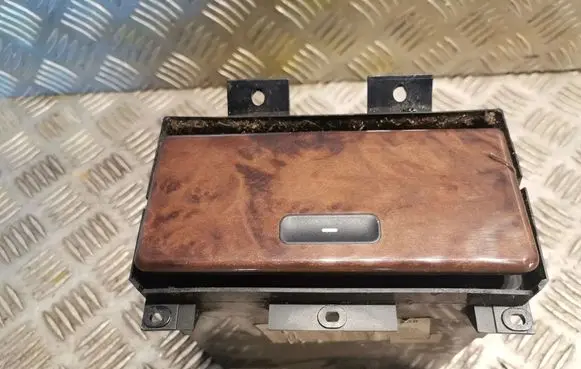 BMW 7 E38 Dashboard storage box/compartment 8163950