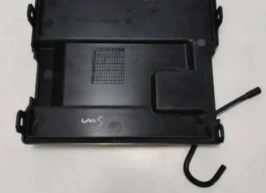 Land Rover Range Rover Evoque L551 Battery box tray K8D210757AC LR114225 J9C18744