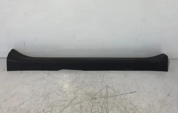 Toyota Auris E180 Front sill trim cover 6791402270