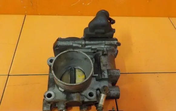 Honda Insight Throttle body valve GME2 12XZ37