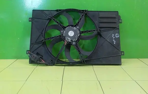 Volkswagen Golf VI Fan set 1K0121205N 14AB11