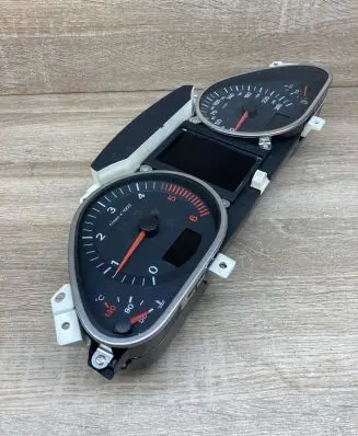 Audi A6 S6 C6 4F Speedometer (instrument cluster) 4F0920900L