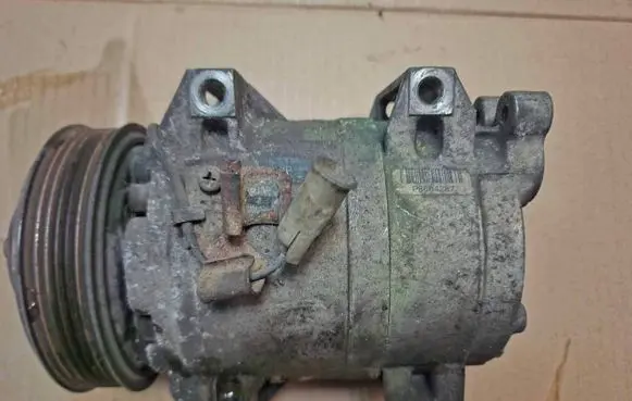Volvo S80 Air conditioning (A/C) compressor (pump) P8684287