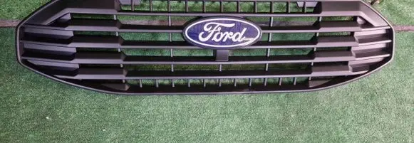 Ford Transit Custom Front bumper upper radiator grill 17B968