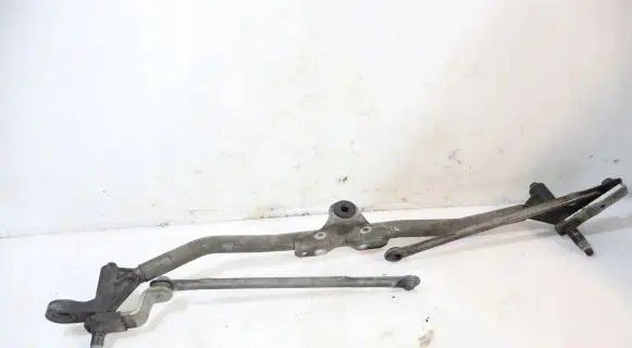 Skoda Fabia Mk2 (5J) Front wiper linkage 