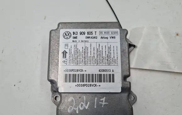 Volkswagen Golf V Airbag control unit/module 1K0909605T