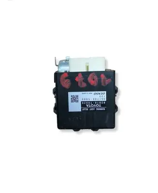 Peugeot 107 Light module LCM 8281070020 0617005080