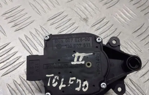 Seat Toledo II (1M) Air flap motor/actuator 1J0907511