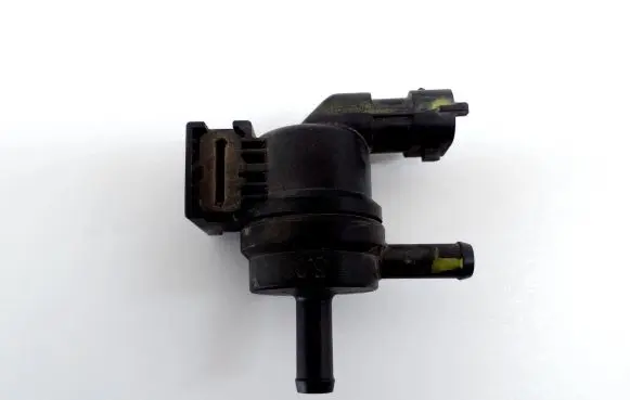 Hyundai Tucson TL Turbo solenoid valve 289103C200