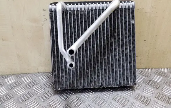 Air conditioning (A/C) radiator (interior)